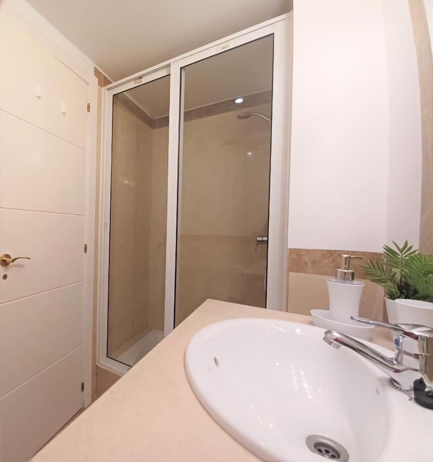 Garden Beach Luxury Apartment Litoralmar Portimao Bagian luar foto